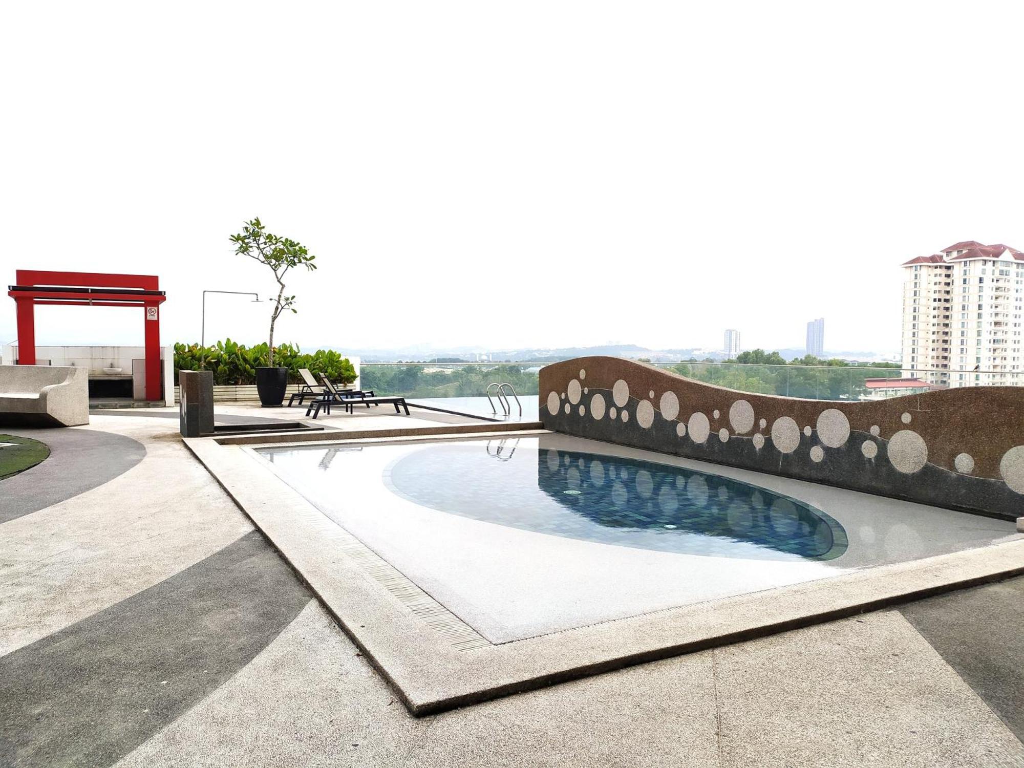 Azfa Duplex Suite At De Centrum Putrajaya Bangi Free Wifi Kajang Exterior foto
